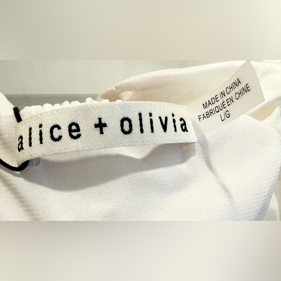 Alice + Olivia Rowen Tiered Dress - Picture 17 of 17